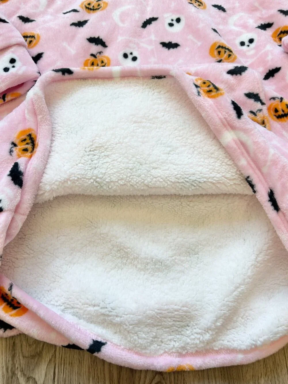 Halloween Oversized Fleece Pink Comfy Blanket Sweater Snuggie Spooky Season